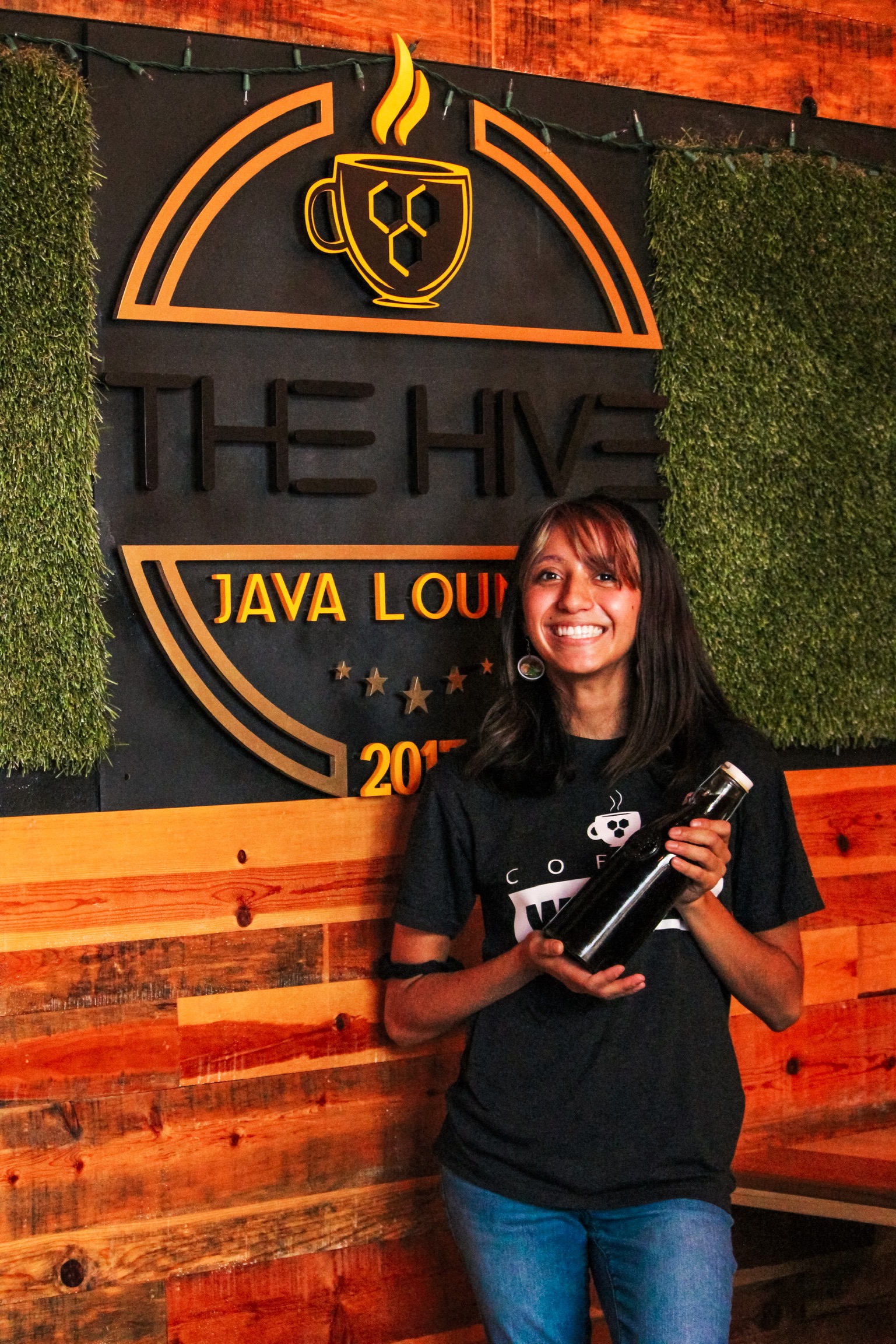 About The Hive Java Lounge The Hive Java Lounge About the hive java lounge the hive java lounge